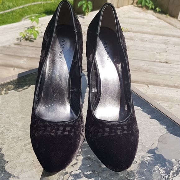 Nine West Black Velvet Heels - Picture 4 of 12